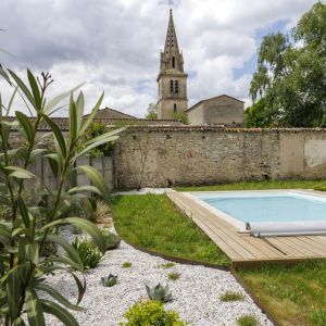 jardin de maison, cartelegue, paysagistes agence flaure. leognan. 05 mai 2025. © laurent guichardon.
